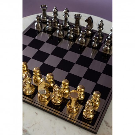 Chess game black vs gold Kare Design