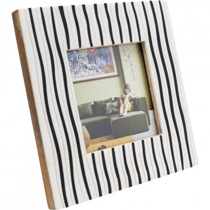 Cadre photo rayures noir et blanc 17x17cm Kare Design