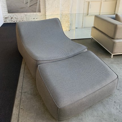 Chaise longue et repose-pieds Benito gris foncé Gescova