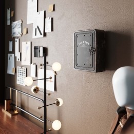 Vintage metal key cabinet -safe- Kare Design