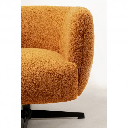 Fauteuil pivotant Fuzzy marron Kare Design