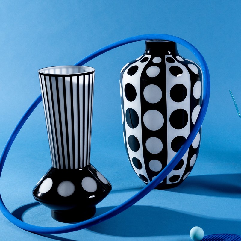 Vase rétro noir et blanc - Brillar - Kare Design