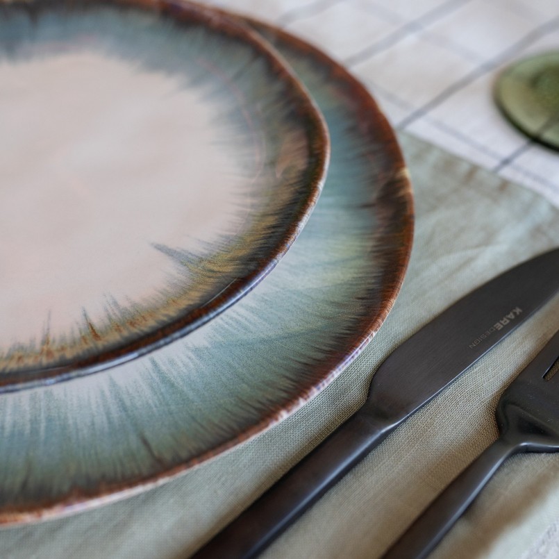 White plates - Organic - Kare Design