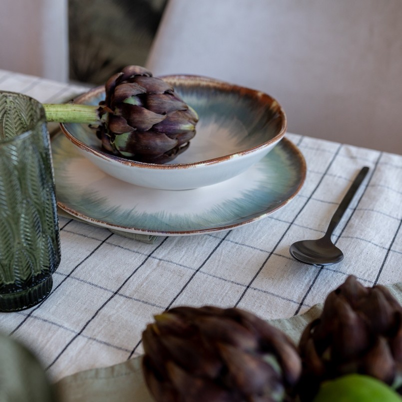 White plates - Organic - Kare Design