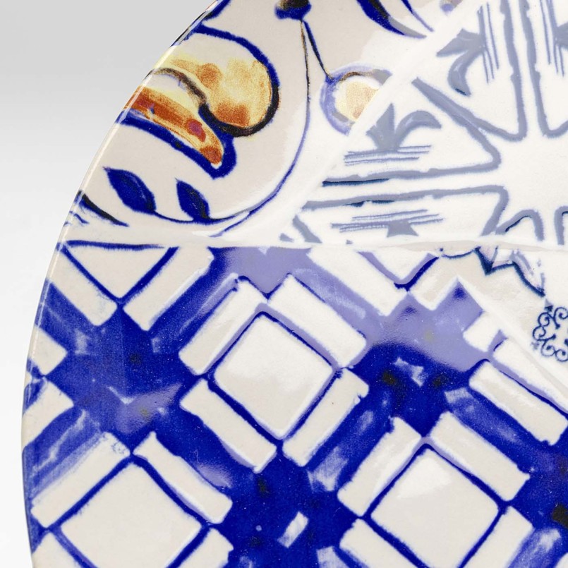 Blue and white dinner plates - Fresco - Kare Design