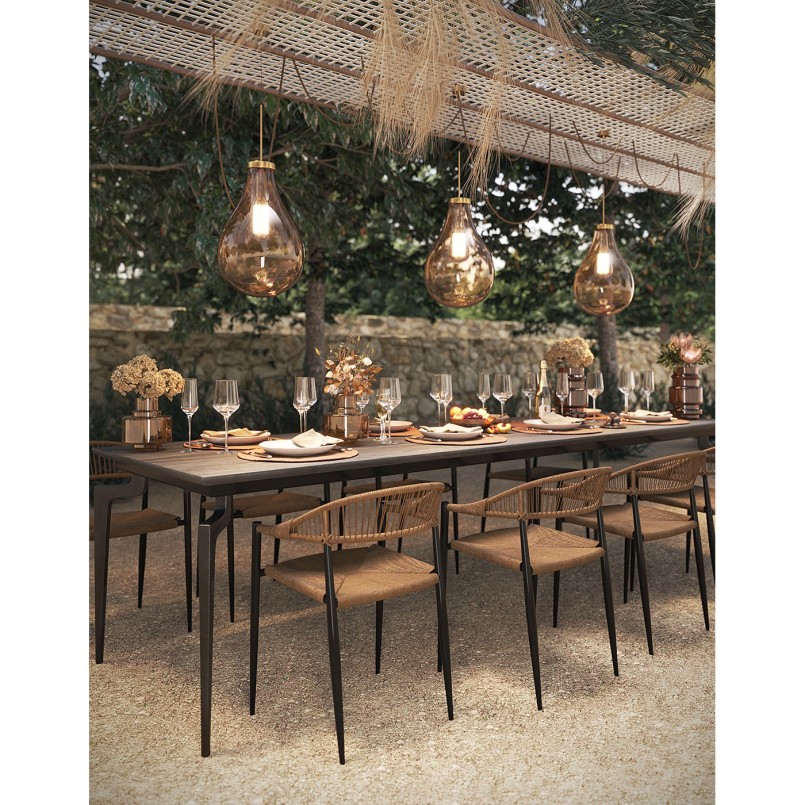 Table contemporaine noire - Bug - Kare Design