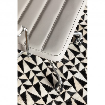 Tapis Zigzag 240x170cm noir et blanc Kare Design