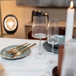 Verres à vin texturés - Riffle - Kare Design