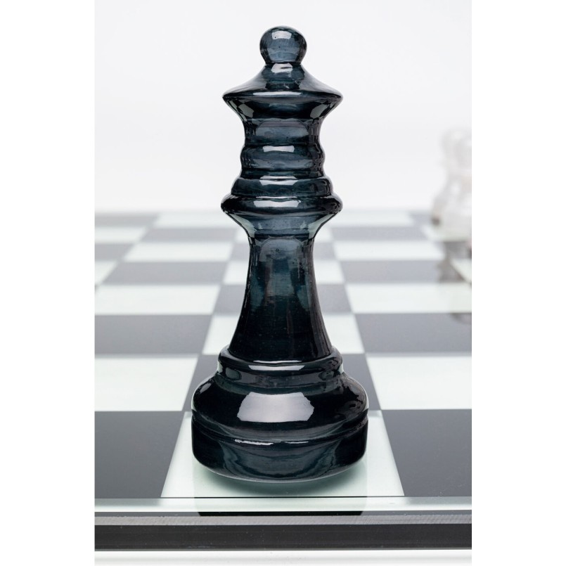 Black and white transparent chess set - Kare Design