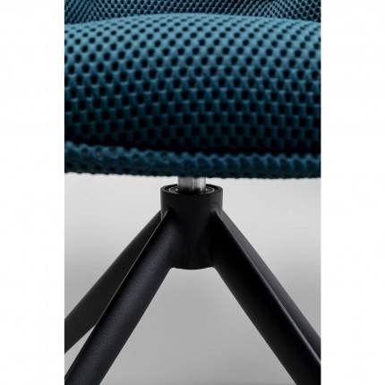 Chaise avec accoudoirs pivotante Carlito Mesh bleue Kare Design