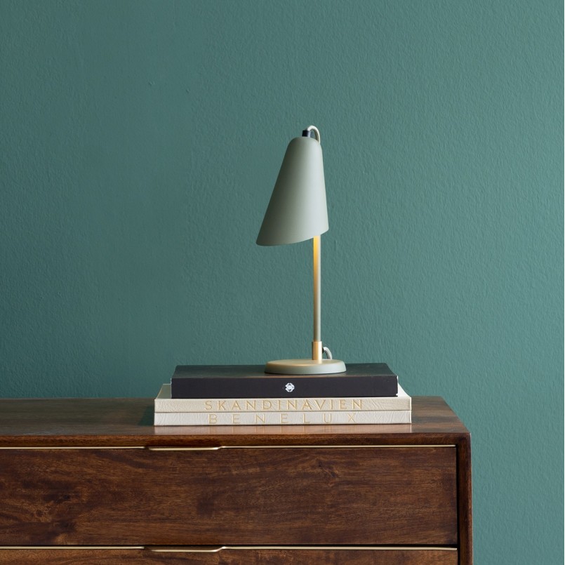 Lampe rétro en acier vert sage - Mira - Kare Design