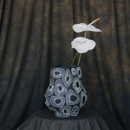 Vase anemone 33cm grey Kare Design