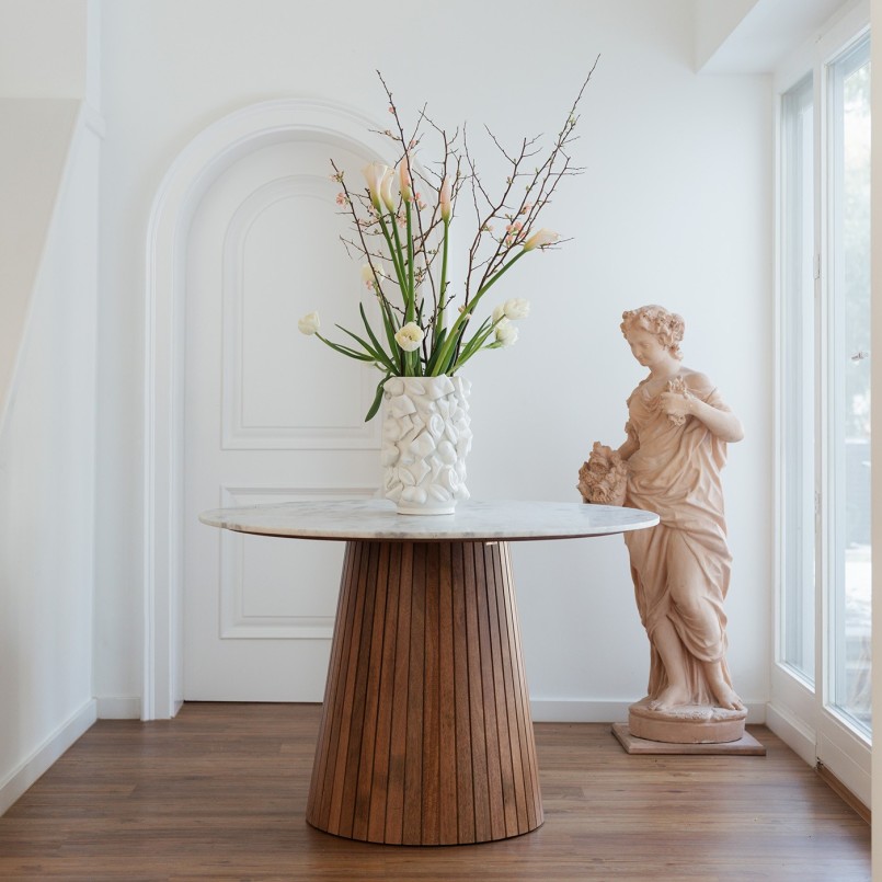 Vase parties du corps en relief - Body Art - Kare Design
