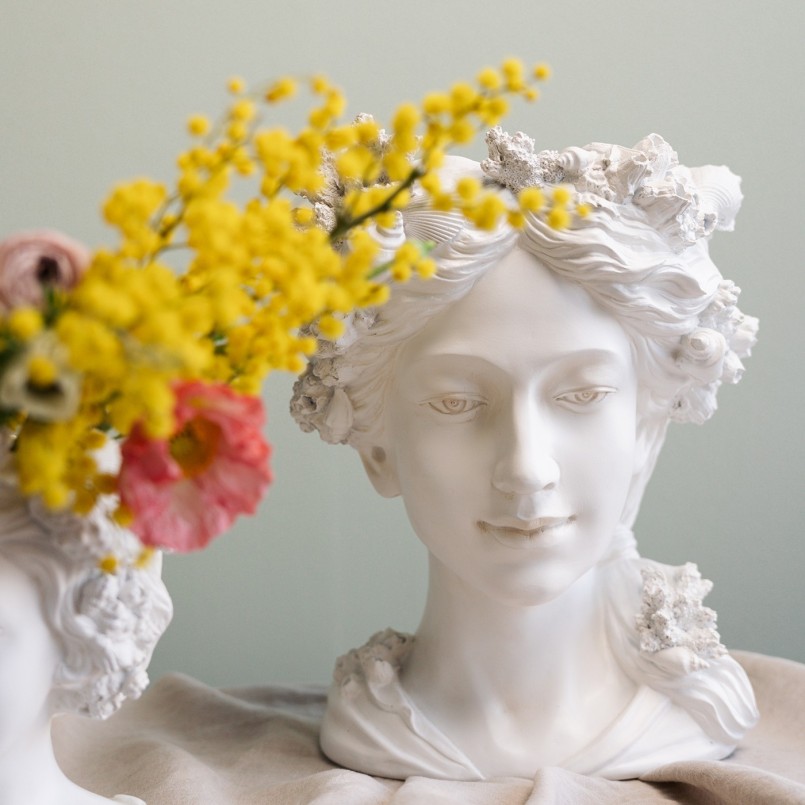 Vase blanc femme corail - Kare Design