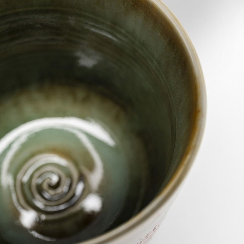 Tasses en faïence rouge et verte - Ari - Kare Design
