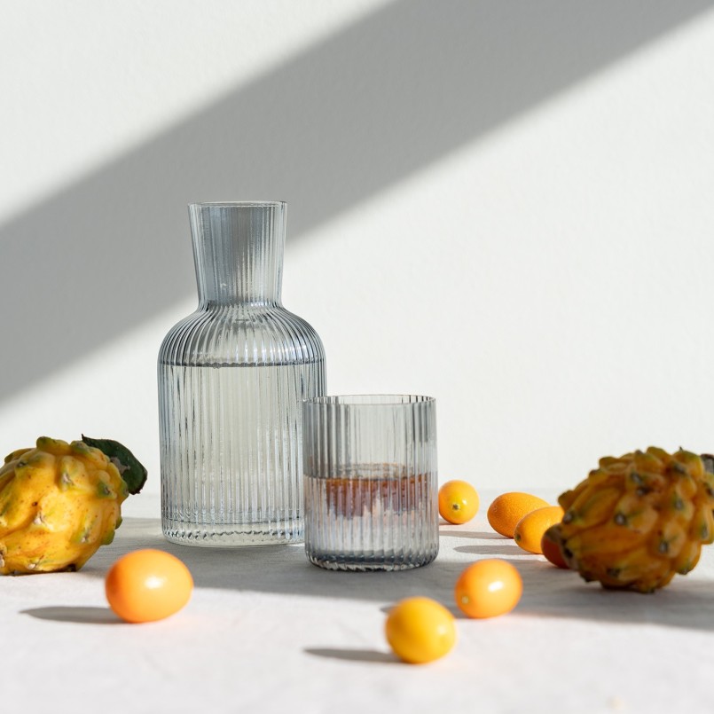 Carafe en verre strié - Tango - Kare Design