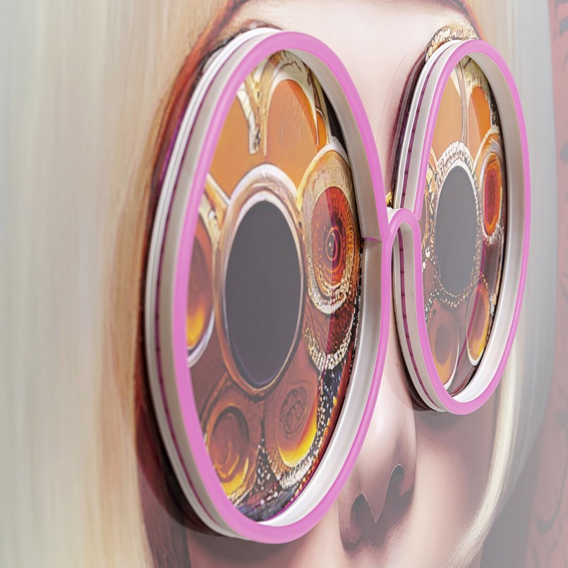 Tableau LED femme blonde futuriste - Fancy - Kare Design
