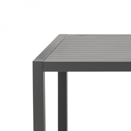 Table de jardin Madagascar 140x80cm noire Kare Design