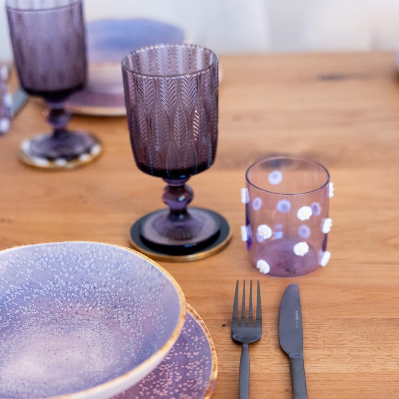 Purple water glasses with embossed flowers - Party Flowers - Kare Design
