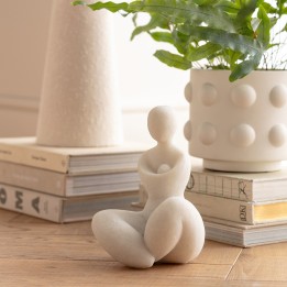 Déco femme assise blanche - Soft - Kare Design