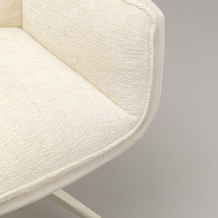 Chaise avec accoudoirs pivotante Hilla crème Kare Design