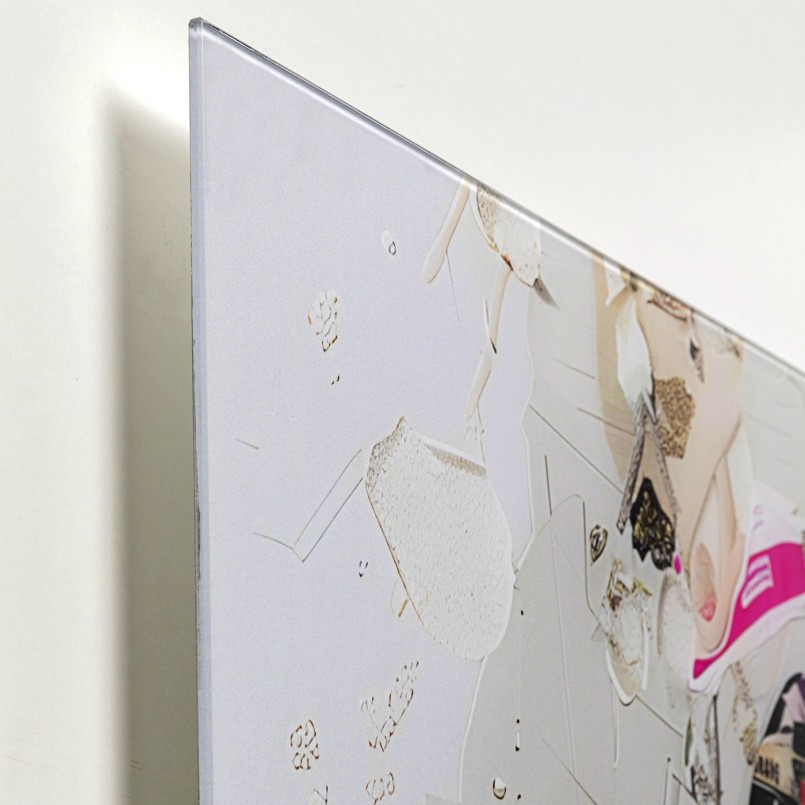 Glass Artwork of an Artist Woman in Profile - Kare Design