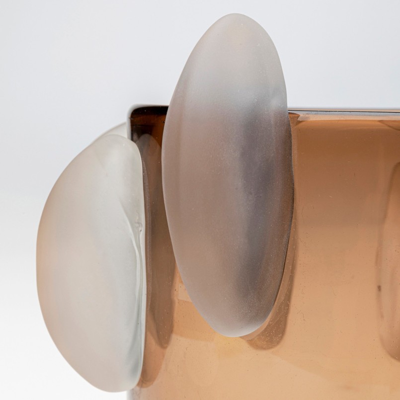 Brown glass relief vase - Cripy - Kare Design