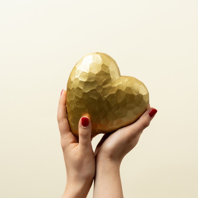 Heart decoration in golden polyresin - Kare Design