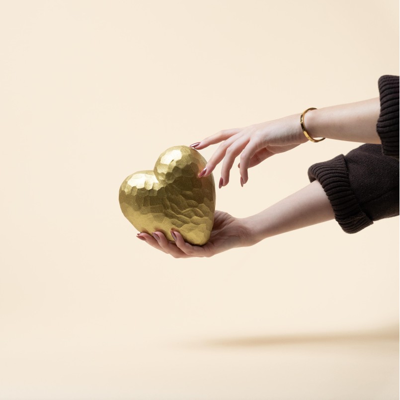 Heart decoration in golden polyresin - Kare Design