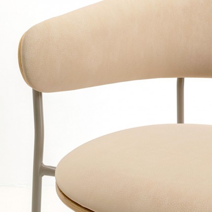 Chaise avec accoudoirs Cindy chêne Kare Design