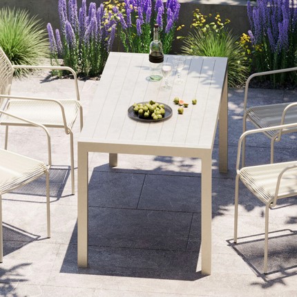 Table de jardin Madagascar 140x80cm grise Kare Design