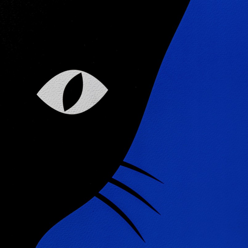 Black paintings of playful cats on a blue background - Kare Design