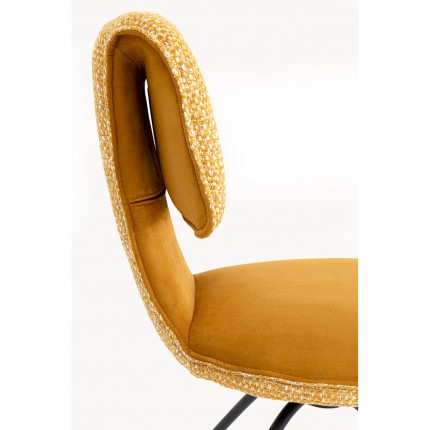 Chaise pivotante Helli ocre Kare Design
