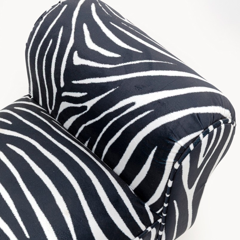 Zebra-Print Bench - Wing - Kare Design