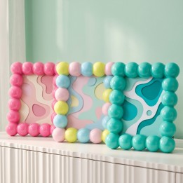 Cadre photo rose grosses perles en relief - Kare Design