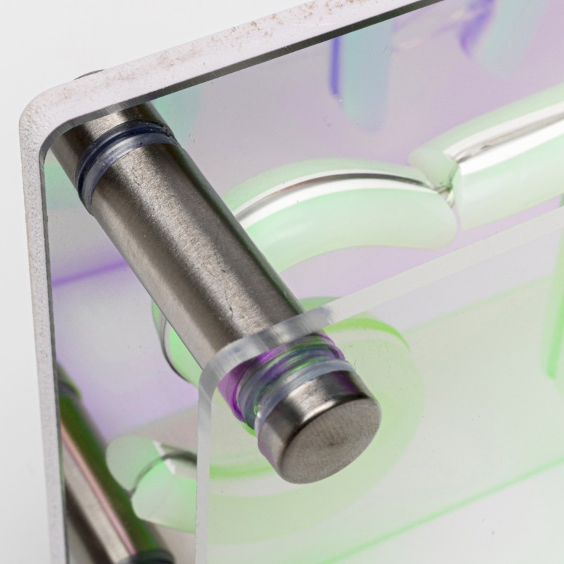 Lampe lettres vertes "Stay away" en LED - Kare Design