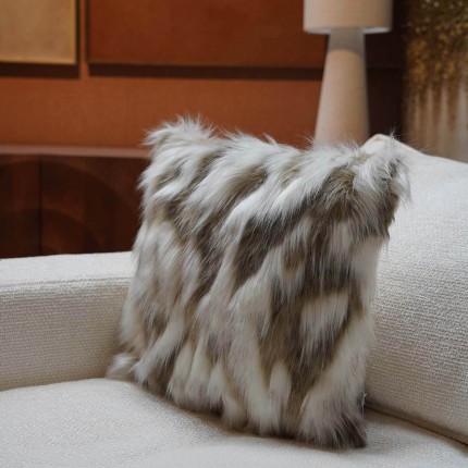 Coussin Shaky blanc Kare Design