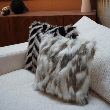 Cushion Shaky white Kare Design