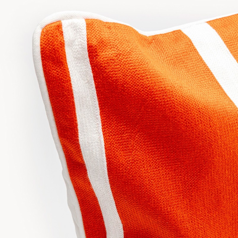 Cushion Arty orange and white Kare Design