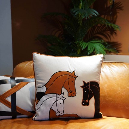 Cushion horse trio Kare Design
