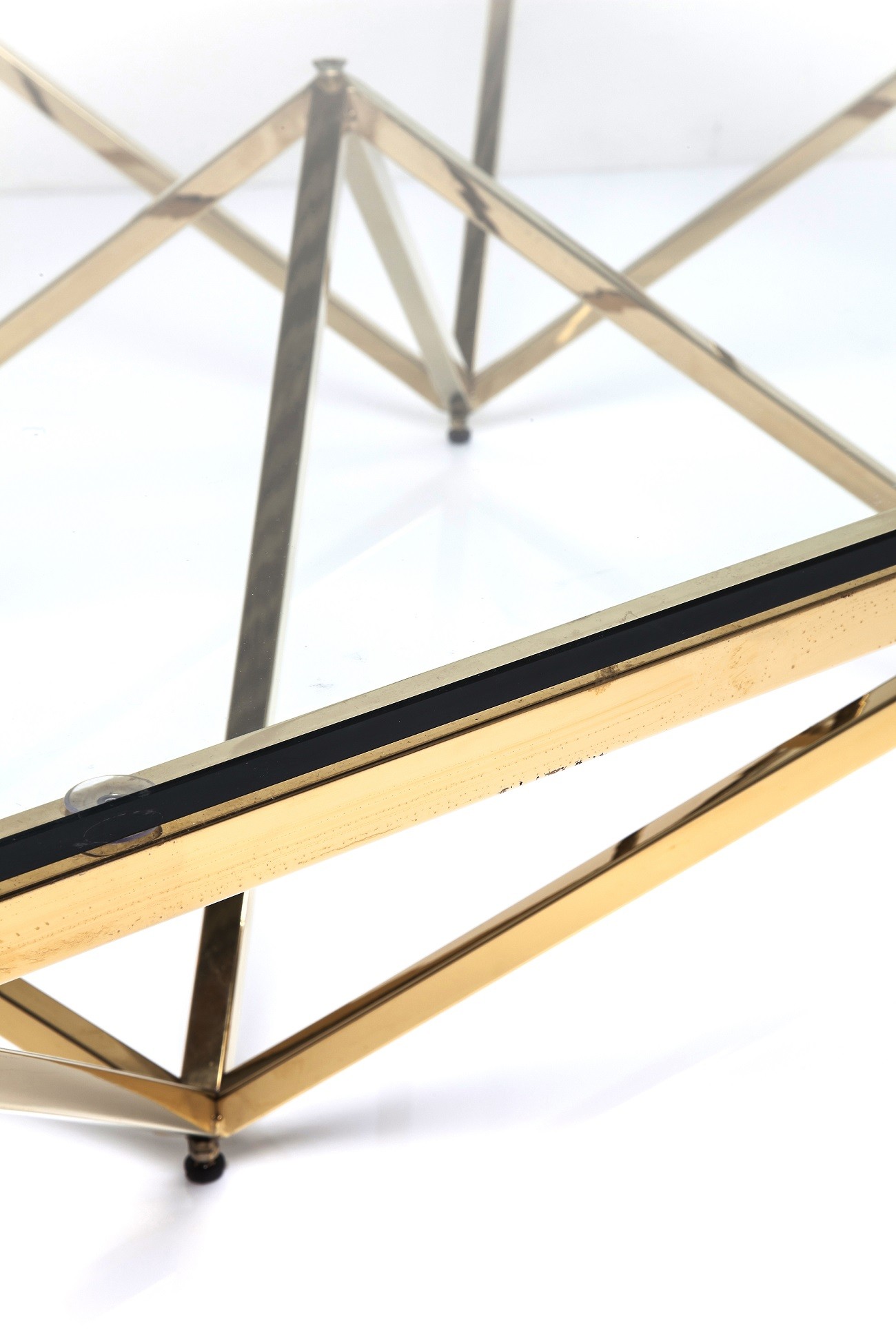 Table basse Network 105x105cm dorée Kare Design