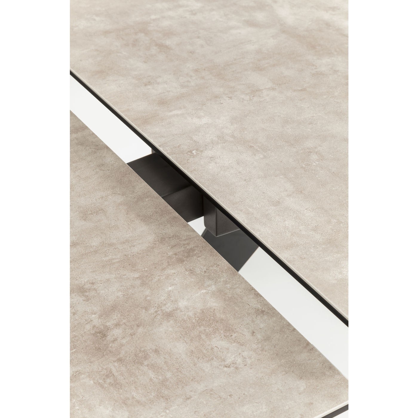 Table à rallonges Amsterdam 240x90cm Kare Design