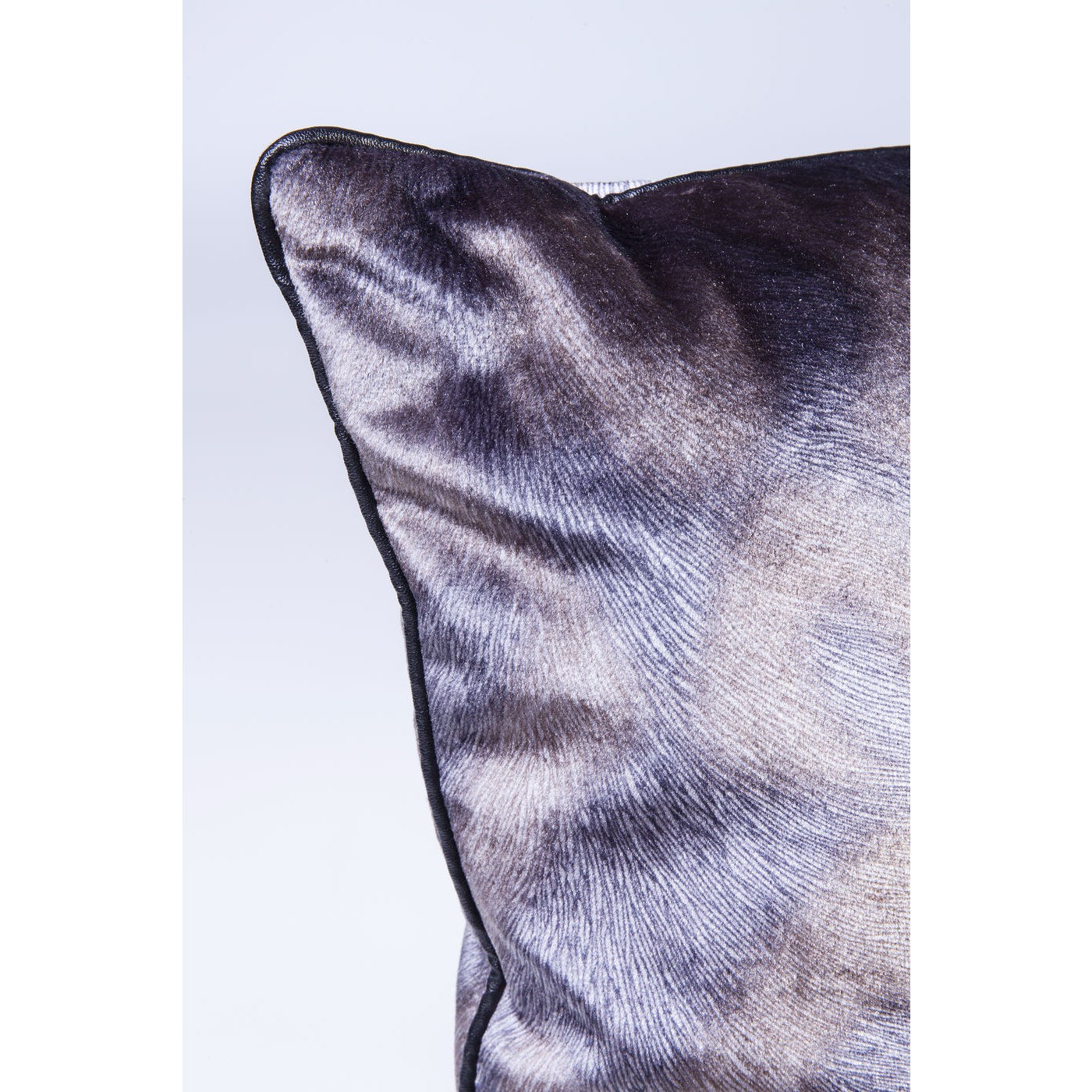 Coussin Flow gris 45x45cm Kare Design