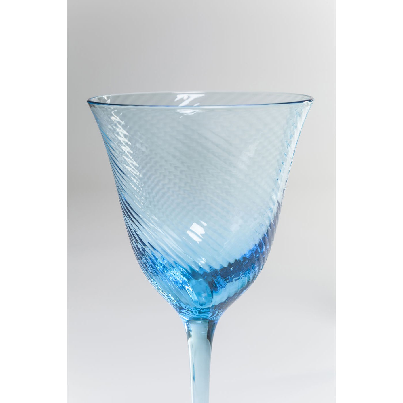 Verres à vin rouge Capri bleu clair set de 4 Kare Design