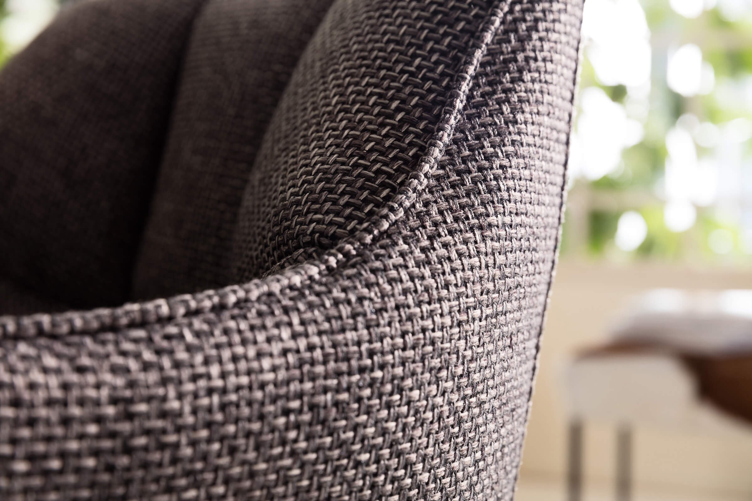 Chaise avec accoudoirs Thinktank grise Kare Design