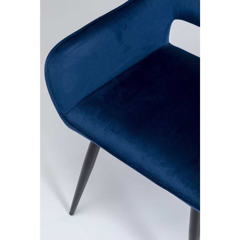 Chaise avec accoudoirs San Francisco velours bleu Kare Design