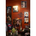 Tableau Frame Comtesse Incognito assise 82x112cm Kare Design