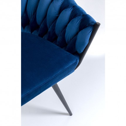 Chaise avec accoudoirs Knot velours bleu Kare Design