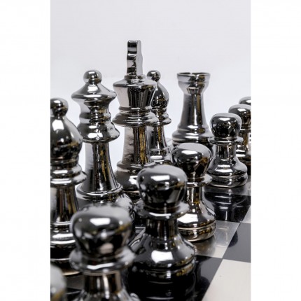 Chess game black vs gold Kare Design