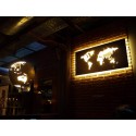 Applique carte du monde LED Kare Design
